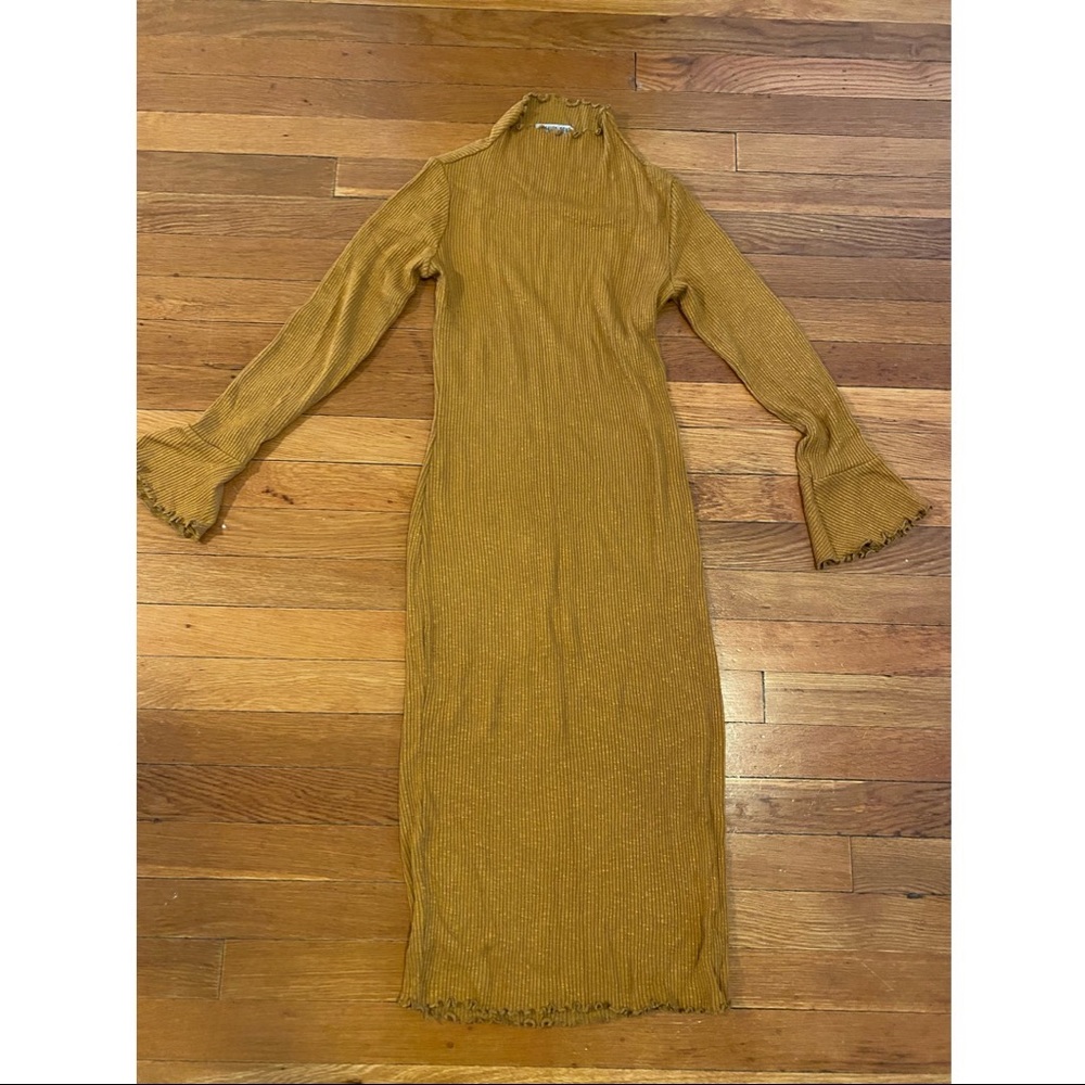 Mustard gold tan brown Fashion Nova midi dress L fitted knit jersey mock neck